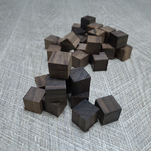 에보니 흑단 묵주 염주 구슬깎기 주사위 만들기용 깍두기 미니 큐브 19미리 10개 셋트