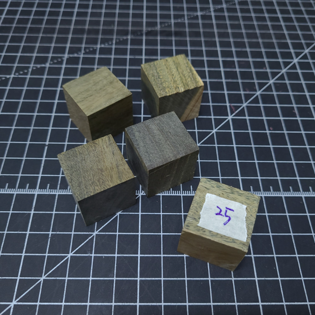 (5개) 25mm 유창목 구슬깎기 주사위 만들기 깍두기 미니 큐브 세트